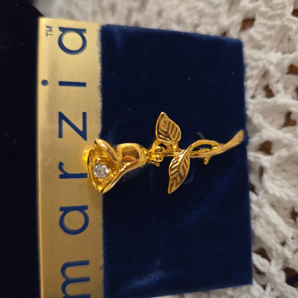 Marzia Gold Tone Flower Pin